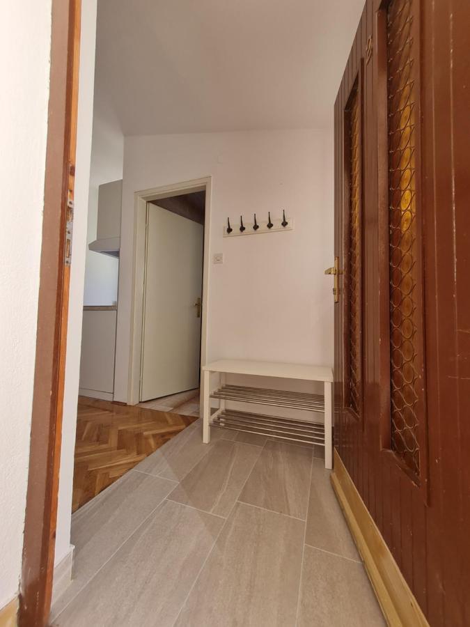 Apartments Apartmani Pintar Mimice Bagian luar foto